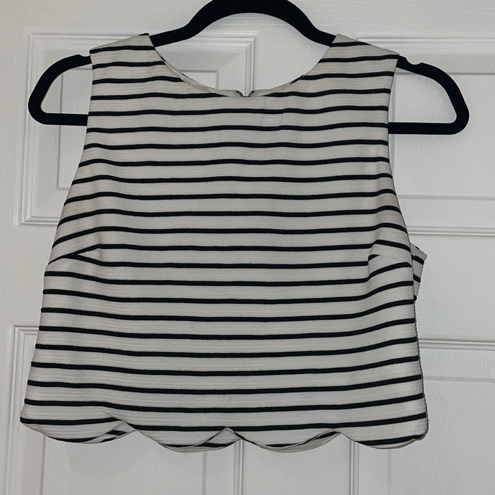 Design Lab scalloped tank